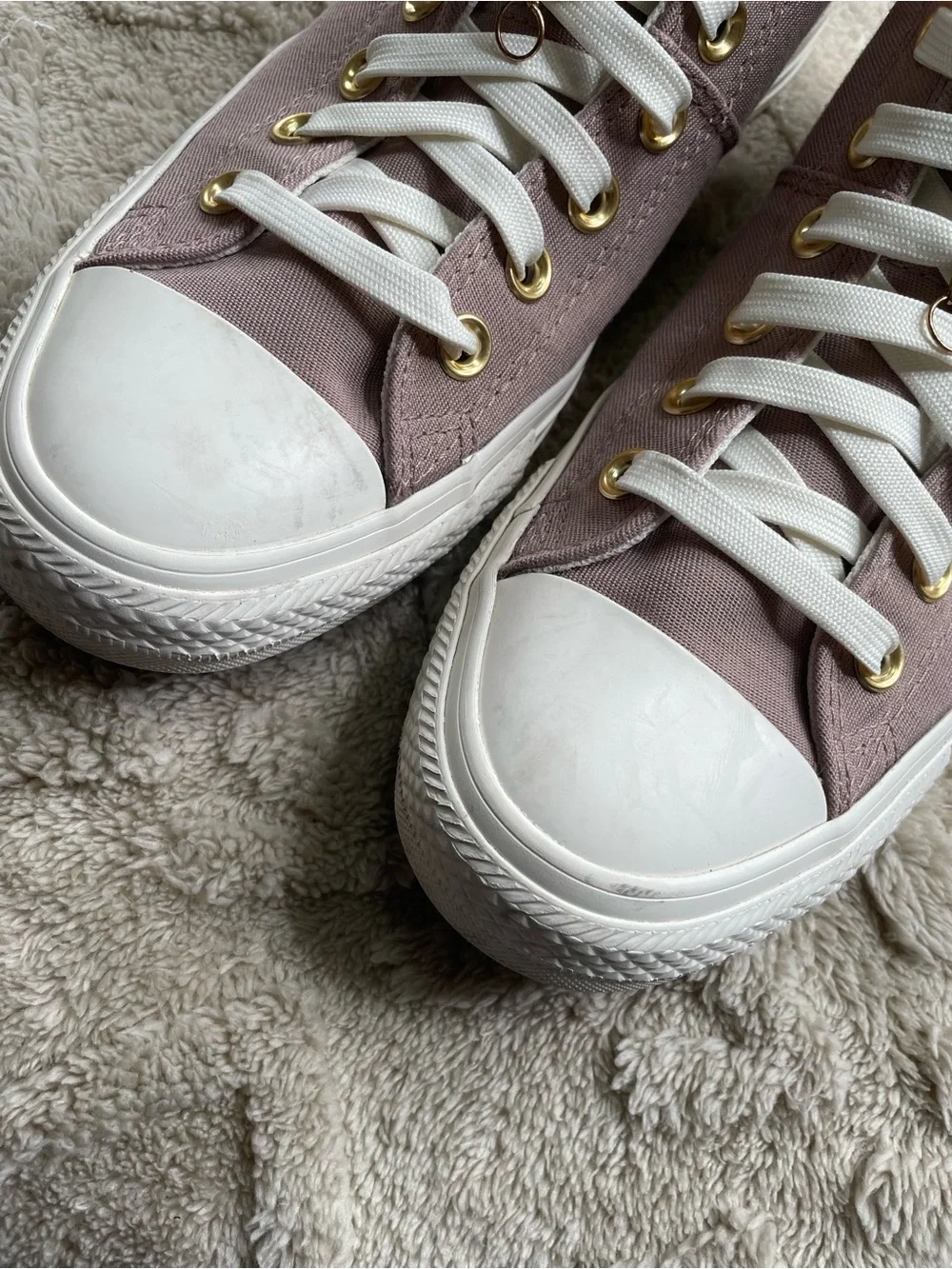 Converse Soft Dusty Rose Mid/ High-Top Canvas Sneakers with White Soles Size 9 - Picture 11 of 11
